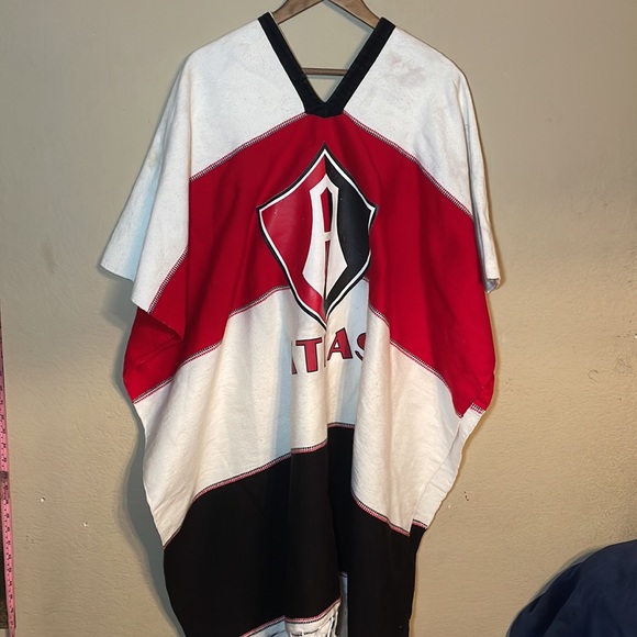 Other - 🖤🤍❤️⚽️ Atlas FC Poncho ⚽️ ❤️ 🤍 🖤